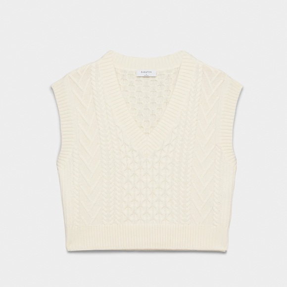 NWOT Aritzia Emporia Merino Wool V neck Sweater Vest S in Birch - Picture 3 of 6